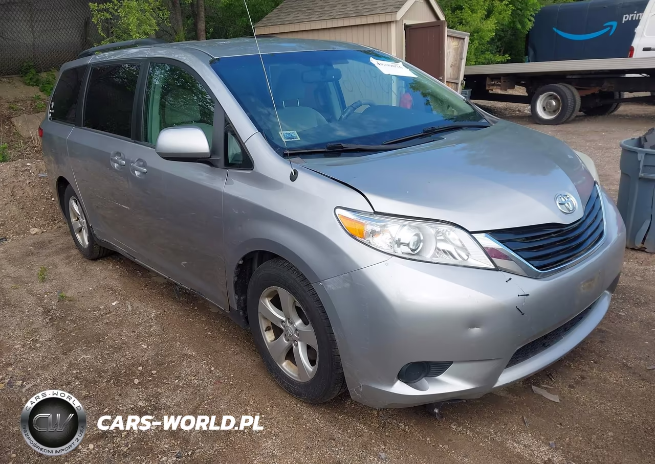 2011 Toyota Sienna Le V6