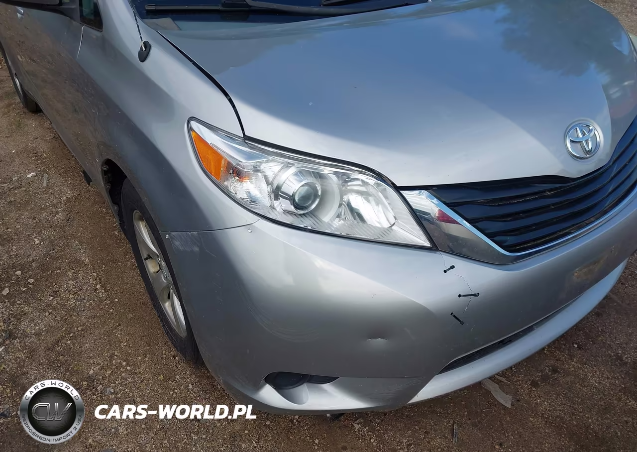 2011 Toyota Sienna Le V6 VIN:5TDKK3DC0BS108675 - 11