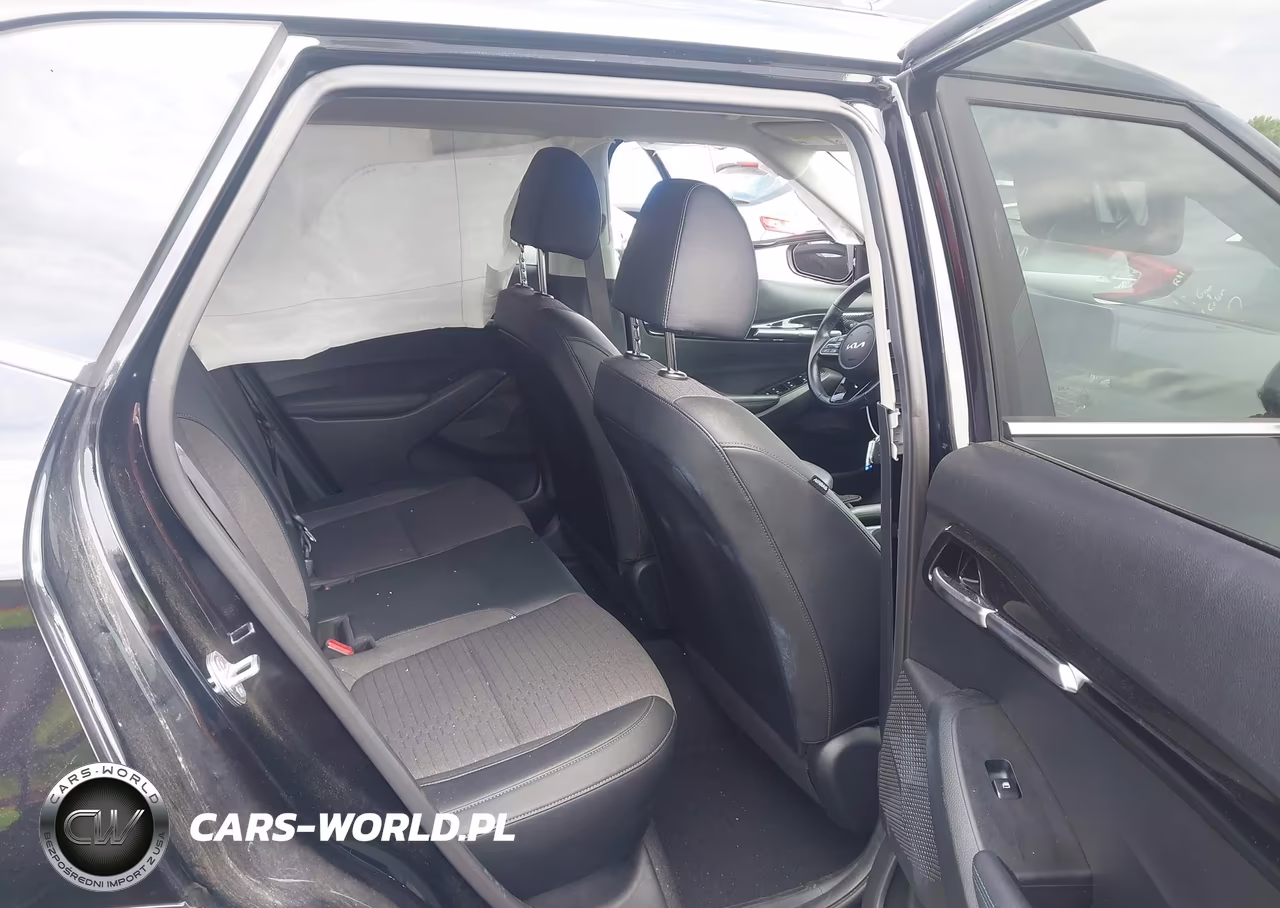 2023 Kia Seltos Nightfall Edition VIN:KNDEUCA22P7371240 - 8