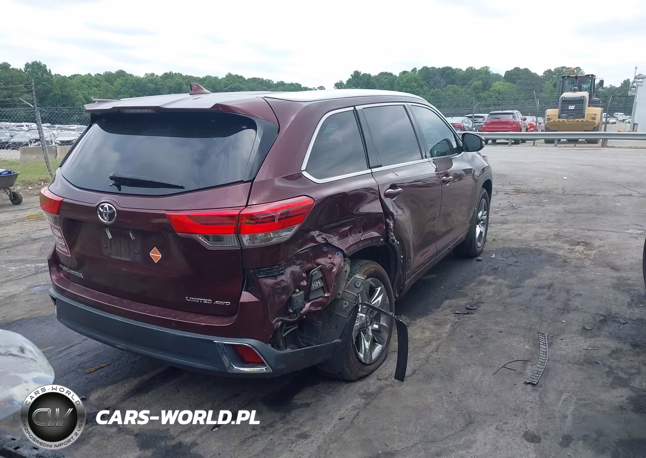 2019 Toyota Highlander Limited Platinum VIN:5TDDZRFH5KS726087 - 4