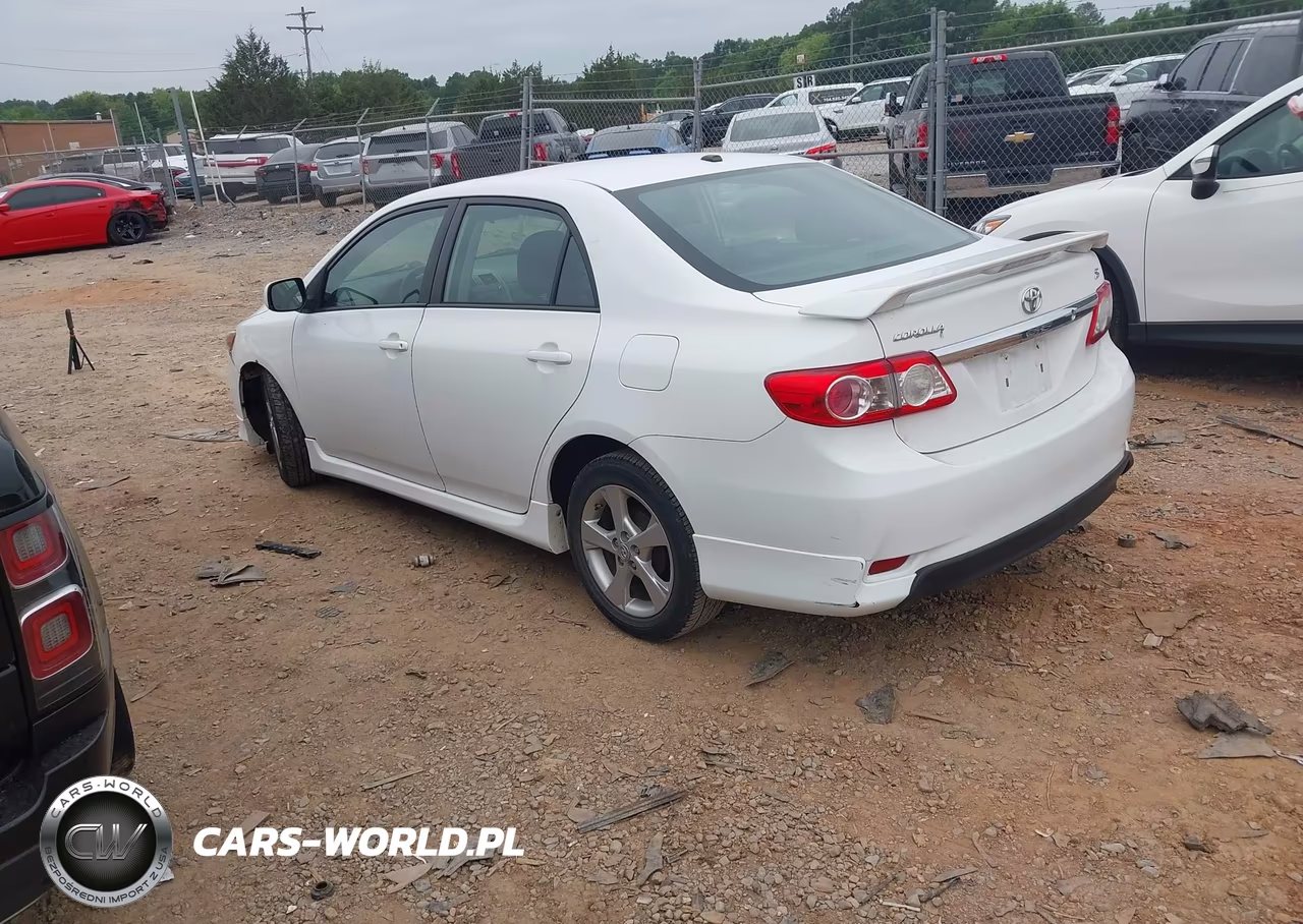 2011 Toyota Corolla S VIN:2T1BU4EEXBC611753 - 3