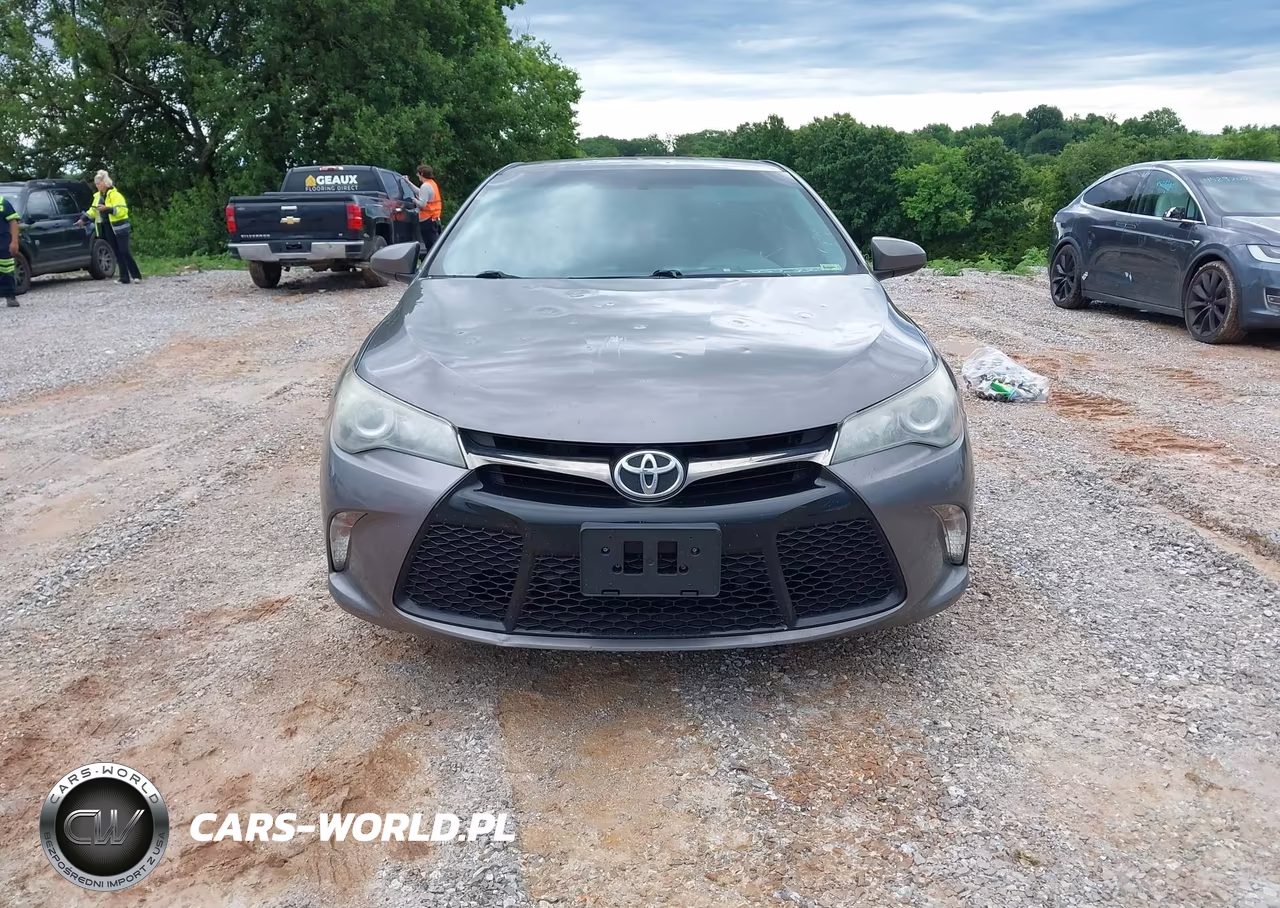 2016 Toyota Camry Se VIN:4T1BF1FK8GU198556 - 12