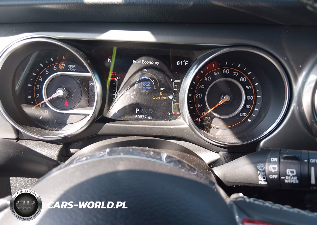 2022 Jeep Wrangler Unlimited Sahara 4X4 VIN:1C4HJXEG7NW103922 - 7
