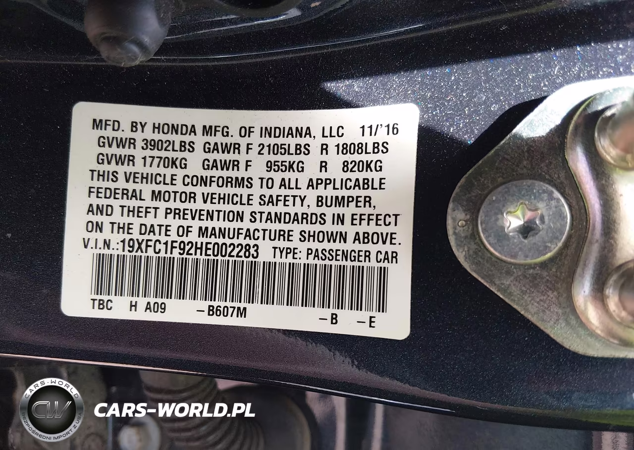 2017 Honda Civic Touring VIN:19XFC1F92HE002283 - 9