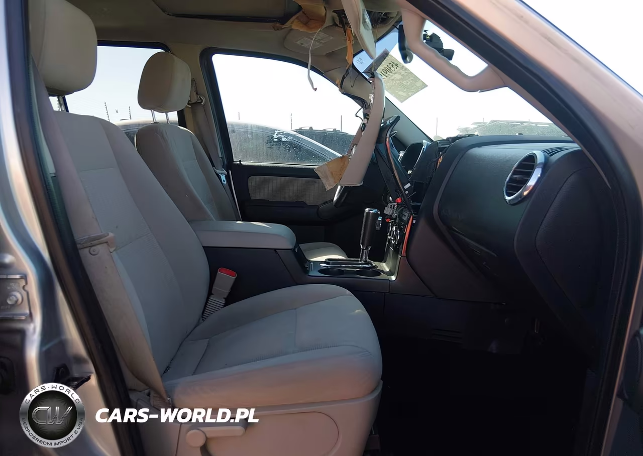 2008 Ford Explorer Xlt VIN:1FMEU73E48UA84270 - 5