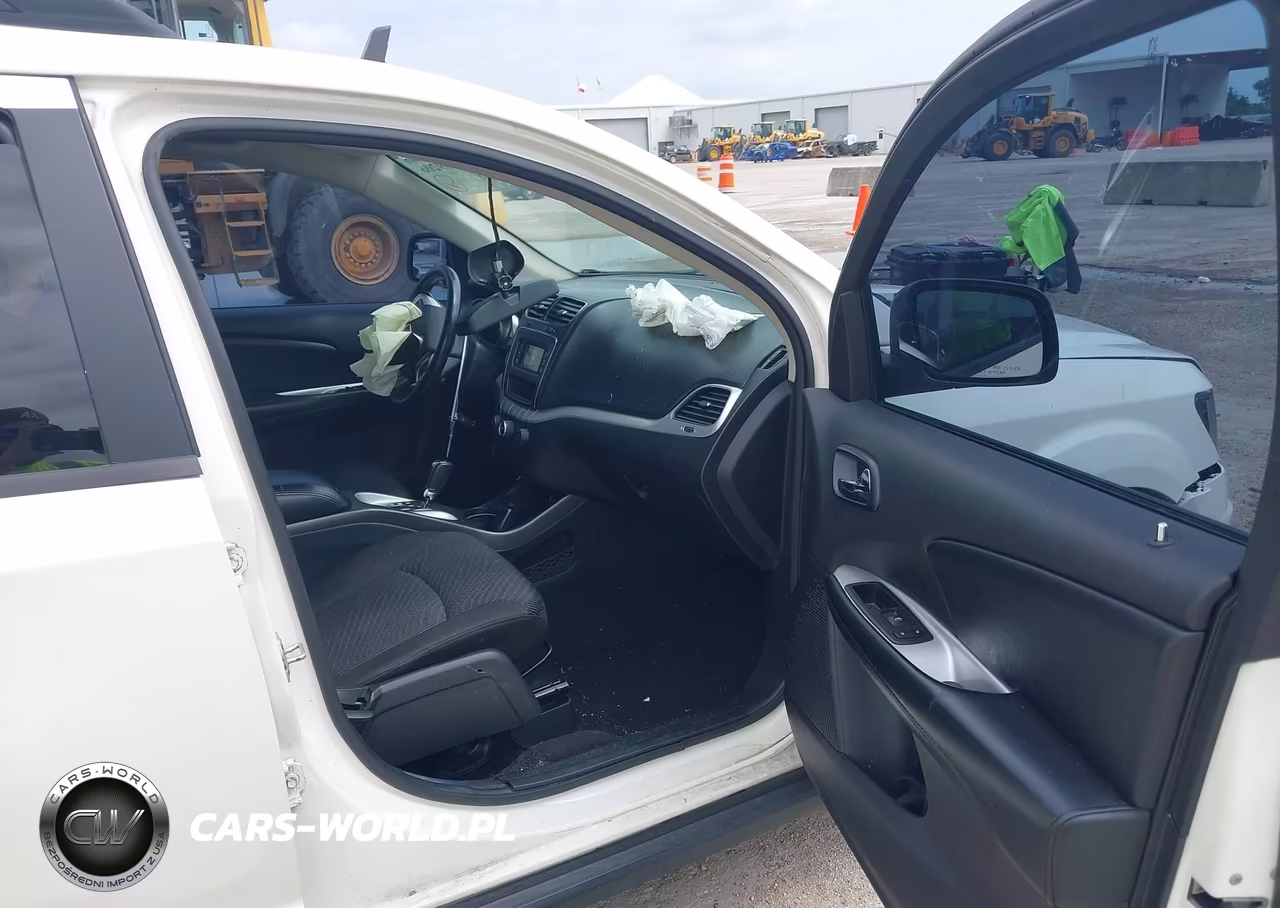 2018 Dodge Journey Se VIN:3C4PDCAB1JT535346 - 5