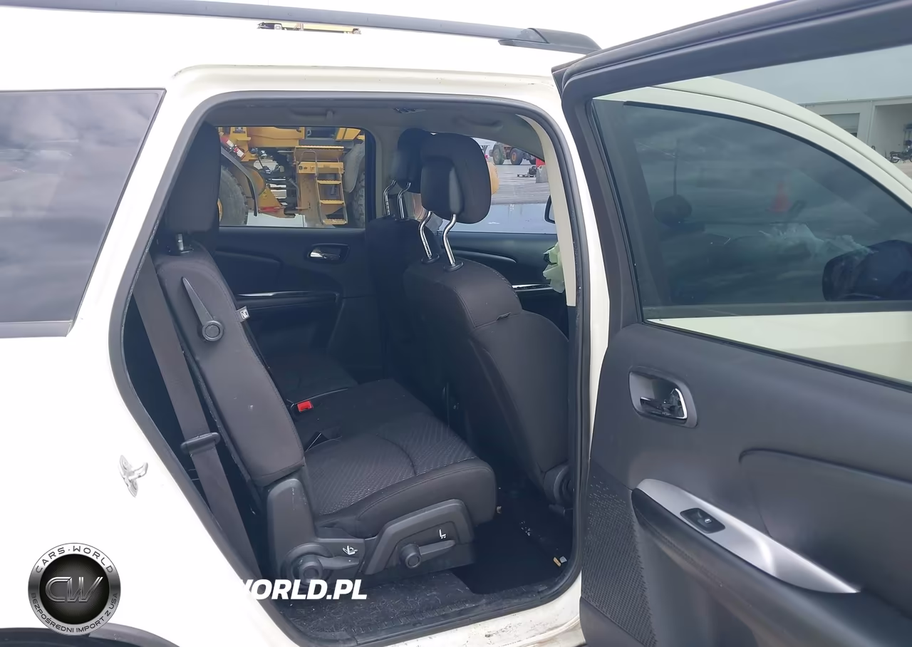 2018 Dodge Journey Se VIN:3C4PDCAB1JT535346 - 8