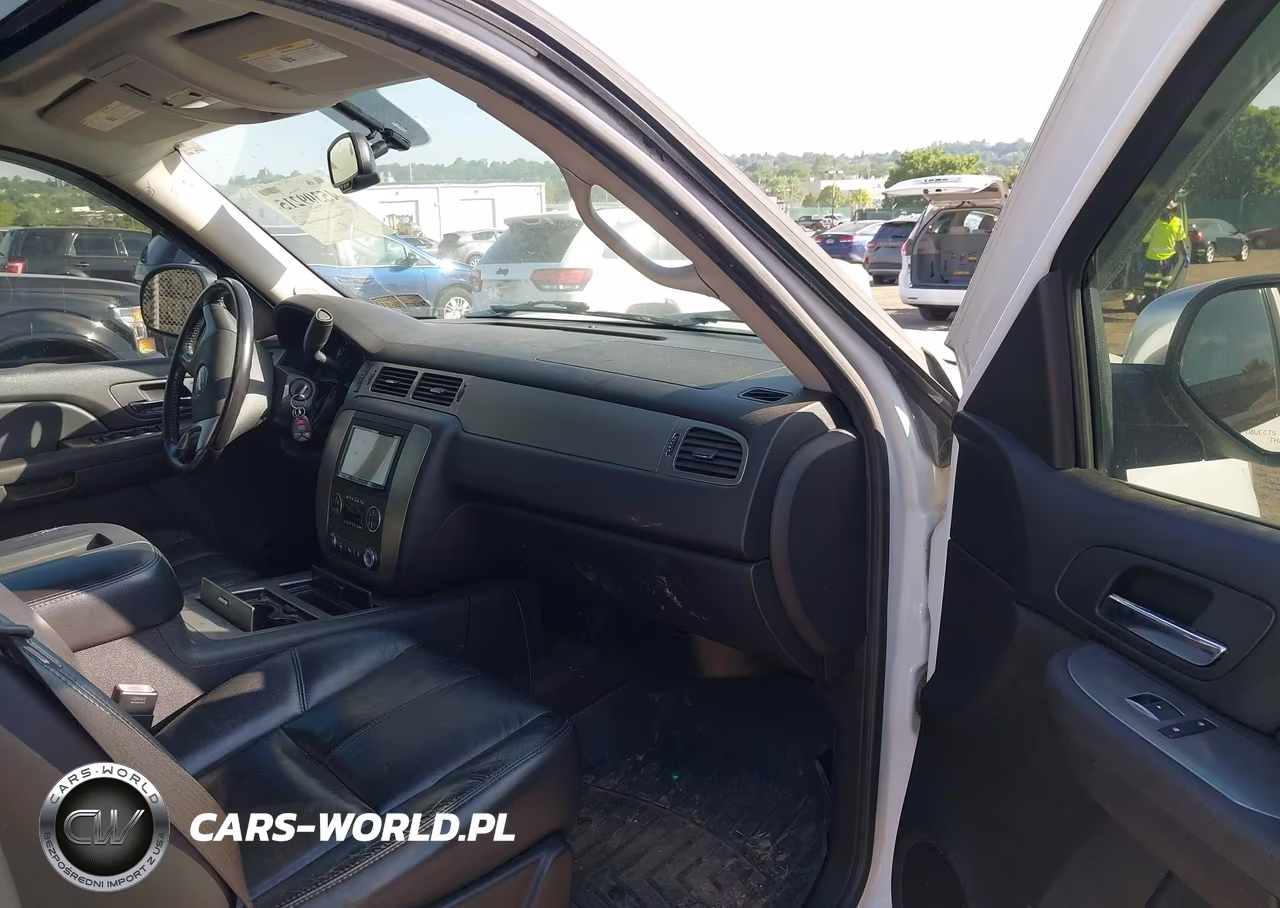2007 Chevrolet Tahoe Lt VIN:1GNFK13047R399790 - 5