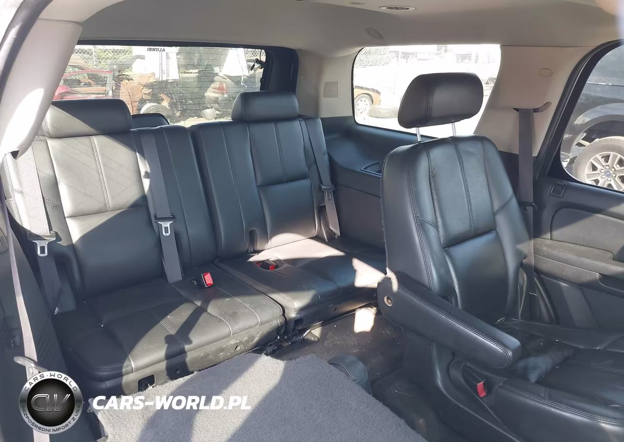 2007 Chevrolet Tahoe Lt VIN:1GNFK13047R399790 - 8
