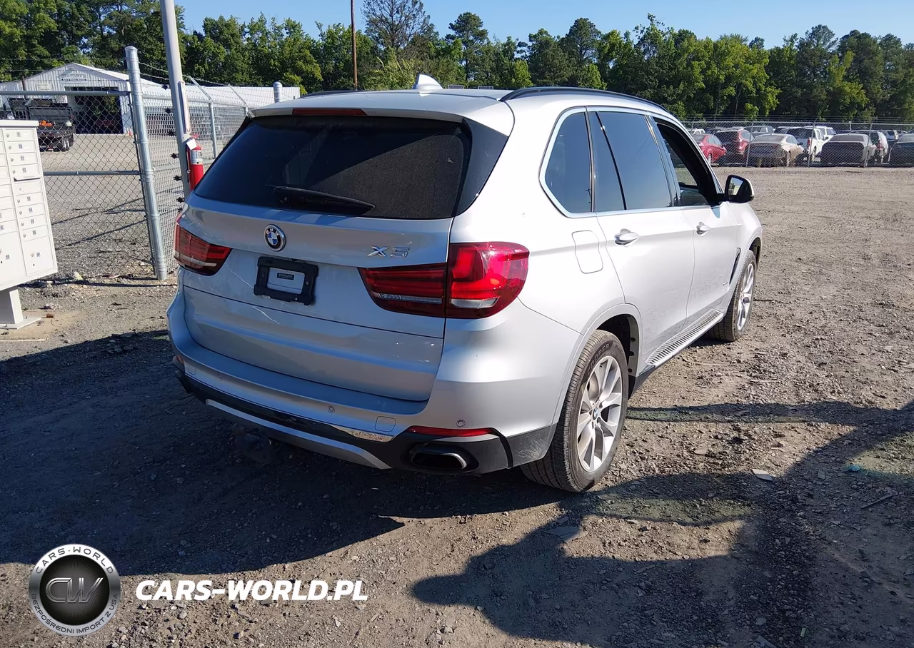 2015 BMW X5 xDrive50I VIN:5UXKR6C52F0J76371 - 4