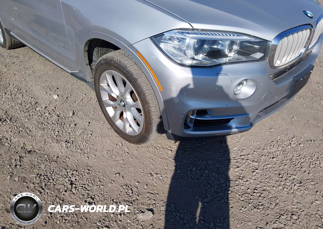 2015 BMW X5 xDrive50I VIN:5UXKR6C52F0J76371 - 6