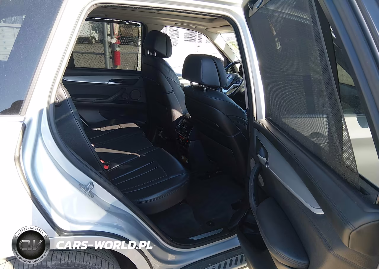 2015 BMW X5 xDrive50I VIN:5UXKR6C52F0J76371 - 8