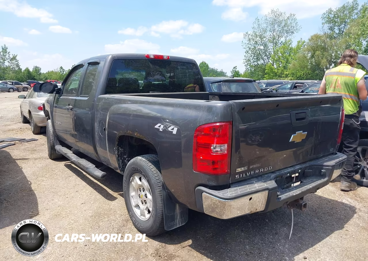 2011 Chevrolet Silverado 1500 Lt VIN:1GCRKSE34BZ102867 - 3
