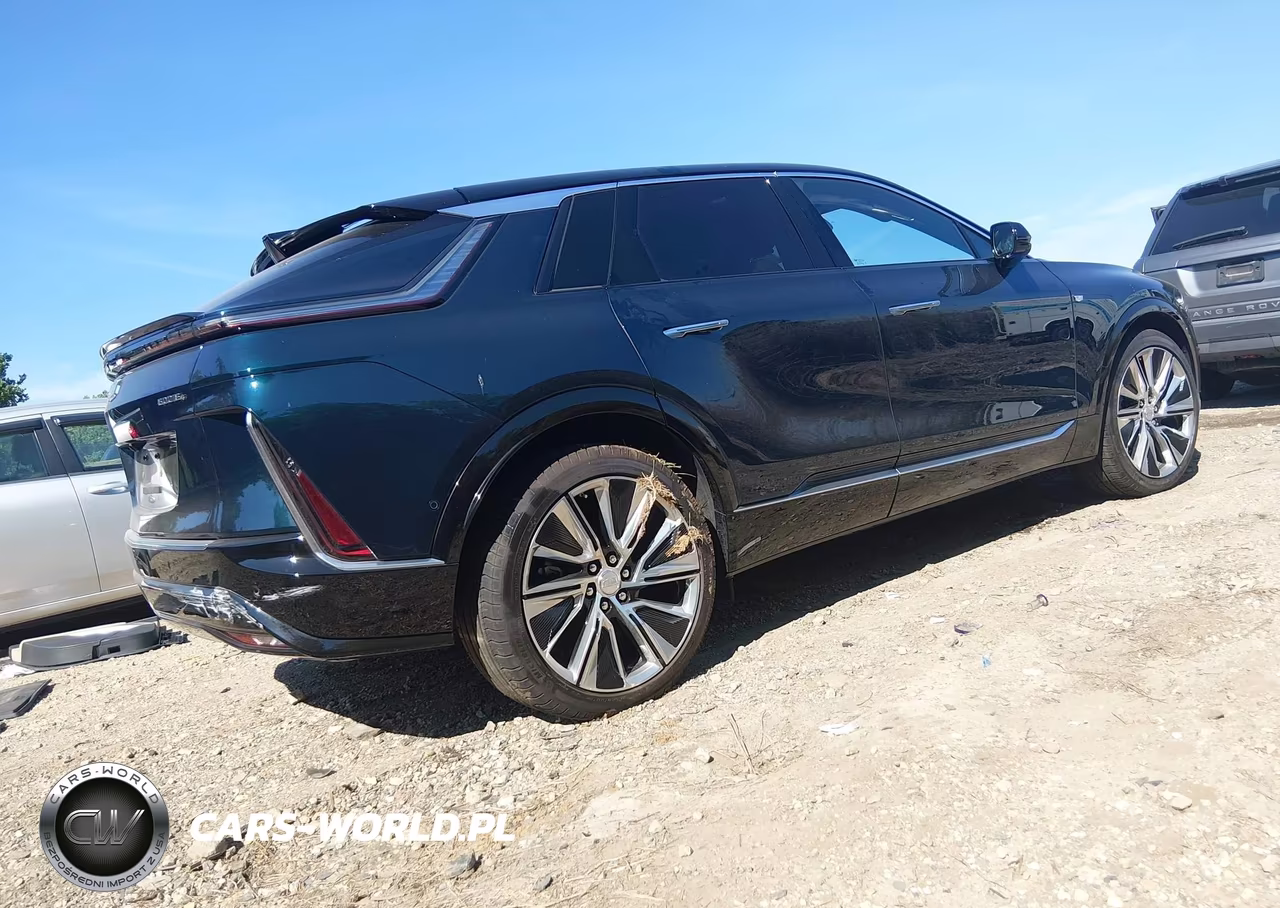 2025 Cadillac Lyriq Luxury 3 Rwd VIN:1GYKPTRL5SZ318675 - 4
