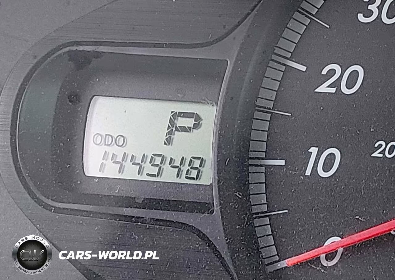 2011 Toyota Sienna Le V6 VIN:5TDKK3DC3BS024155 - 15