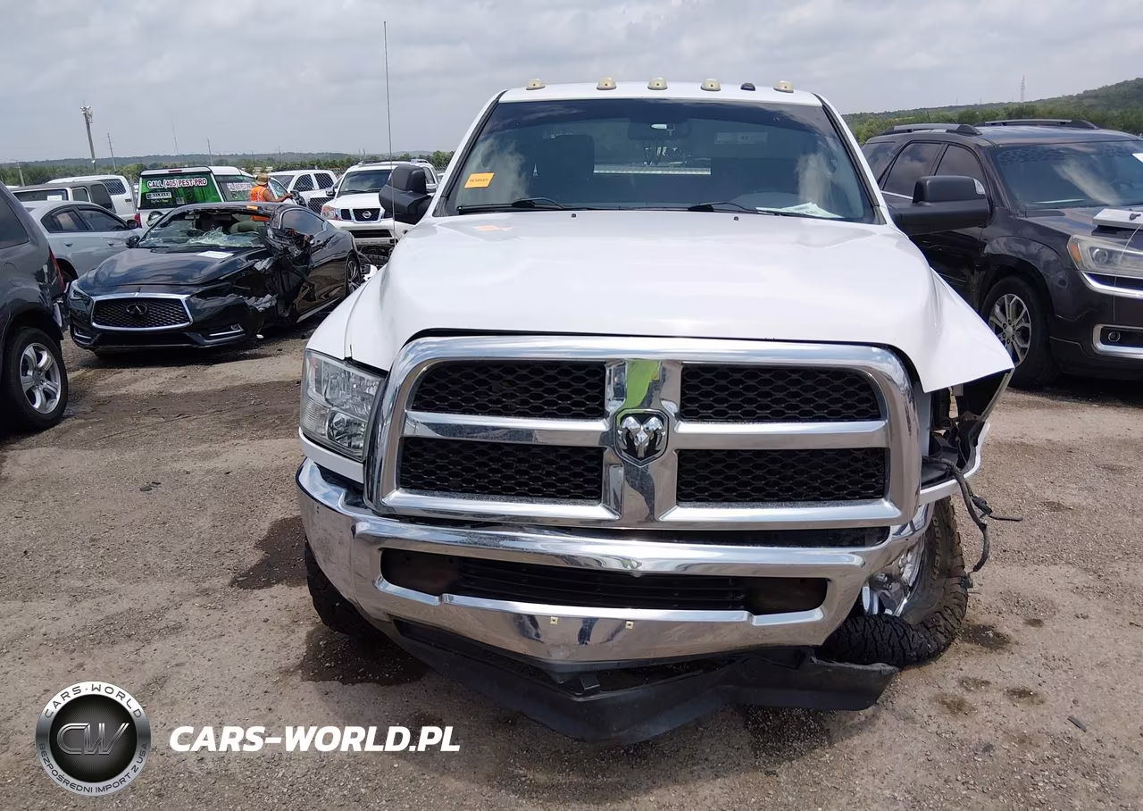 2015 Ram 2500 Tradesman VIN:3C6UR5HJXFG649897 - 12