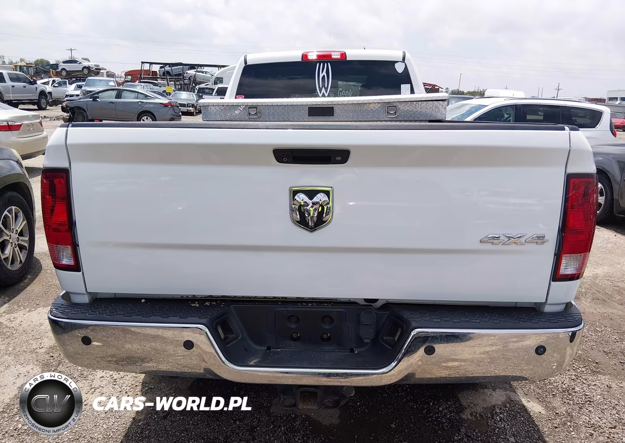 2015 Ram 2500 Tradesman VIN:3C6UR5HJXFG649897 - 16