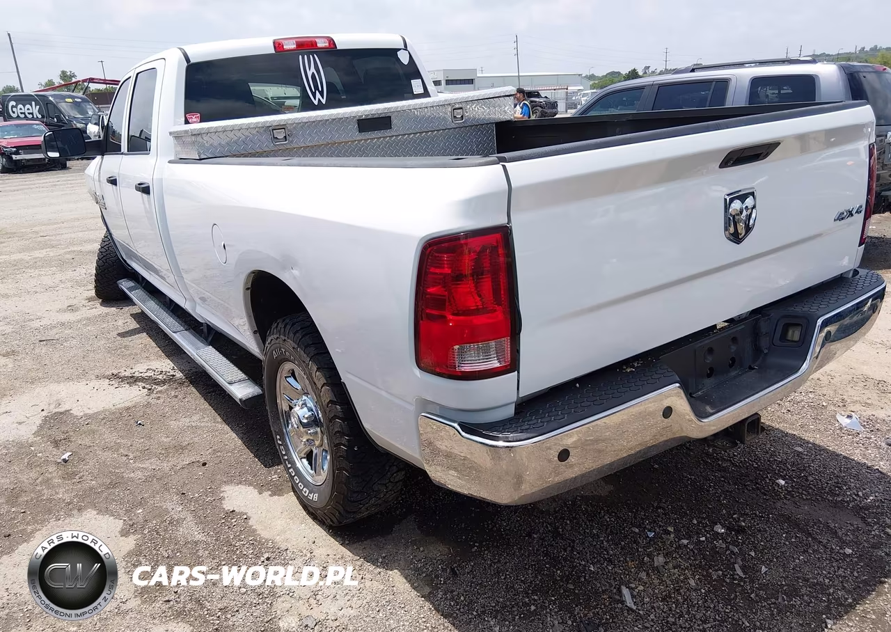2015 Ram 2500 Tradesman VIN:3C6UR5HJXFG649897 - 3