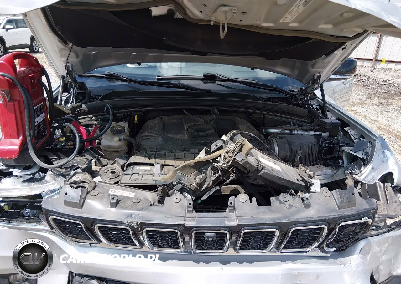 2021 Jeep Grand Cherokee L Overland 4X4 VIN:1C4RJKDG4M8155990 - 10