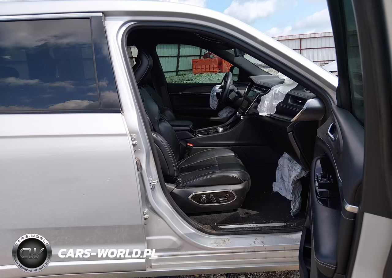 2021 Jeep Grand Cherokee L Overland 4X4 VIN:1C4RJKDG4M8155990 - 5