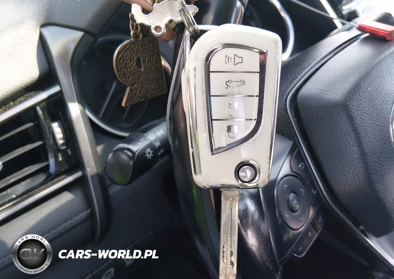 2020 Toyota Camry Se VIN:4T1G11AKXLU333218 - 11