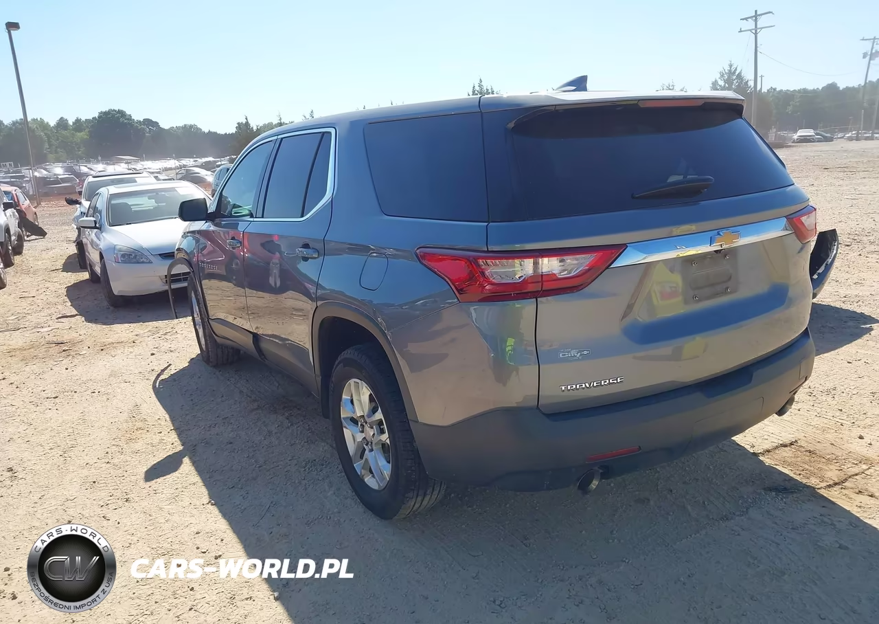 2020 Chevrolet Traverse Fwd Ls VIN:1GNERFKW4LJ247916 - 3