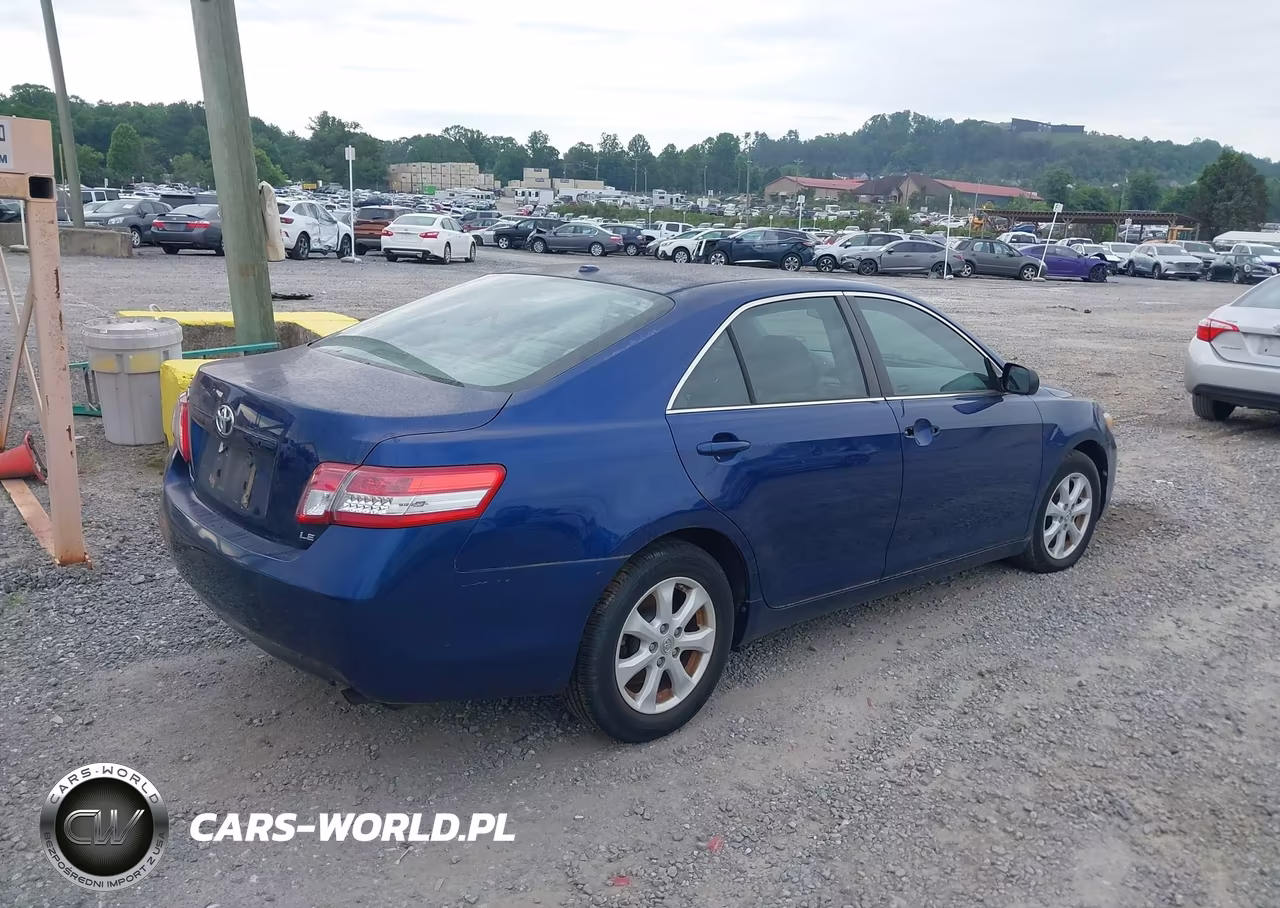 2011 Toyota Camry Le VIN:4T1BF3EK6BU761819 - 4