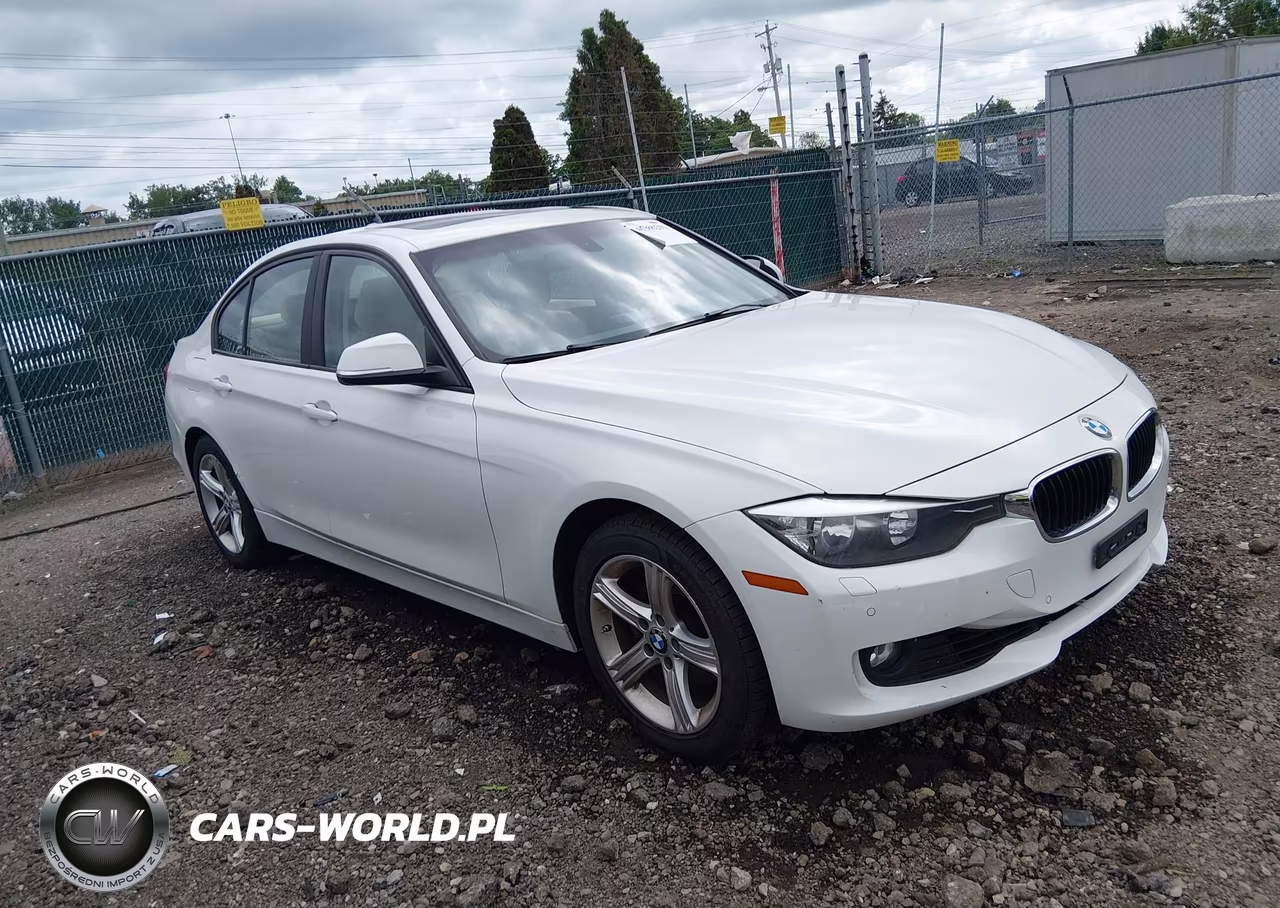 2014 BMW 328I xDrive – zdjęcie 1 z 16