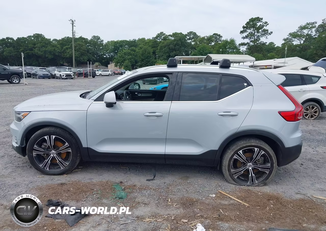2022 Volvo Xc40 T5 Inscription VIN:YV4162UL6N2641875 - 13