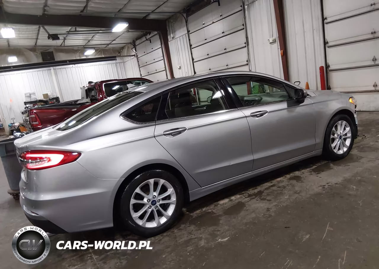 2020 Ford Fusion Se VIN:3FA6P0HD5LR220144 - 4