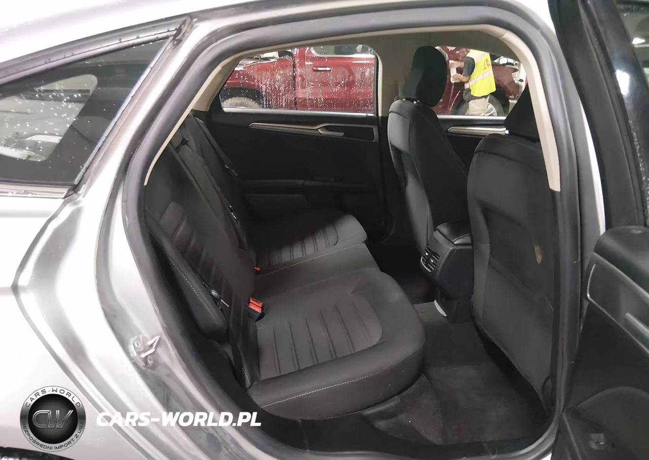 2020 Ford Fusion Se VIN:3FA6P0HD5LR220144 - 8