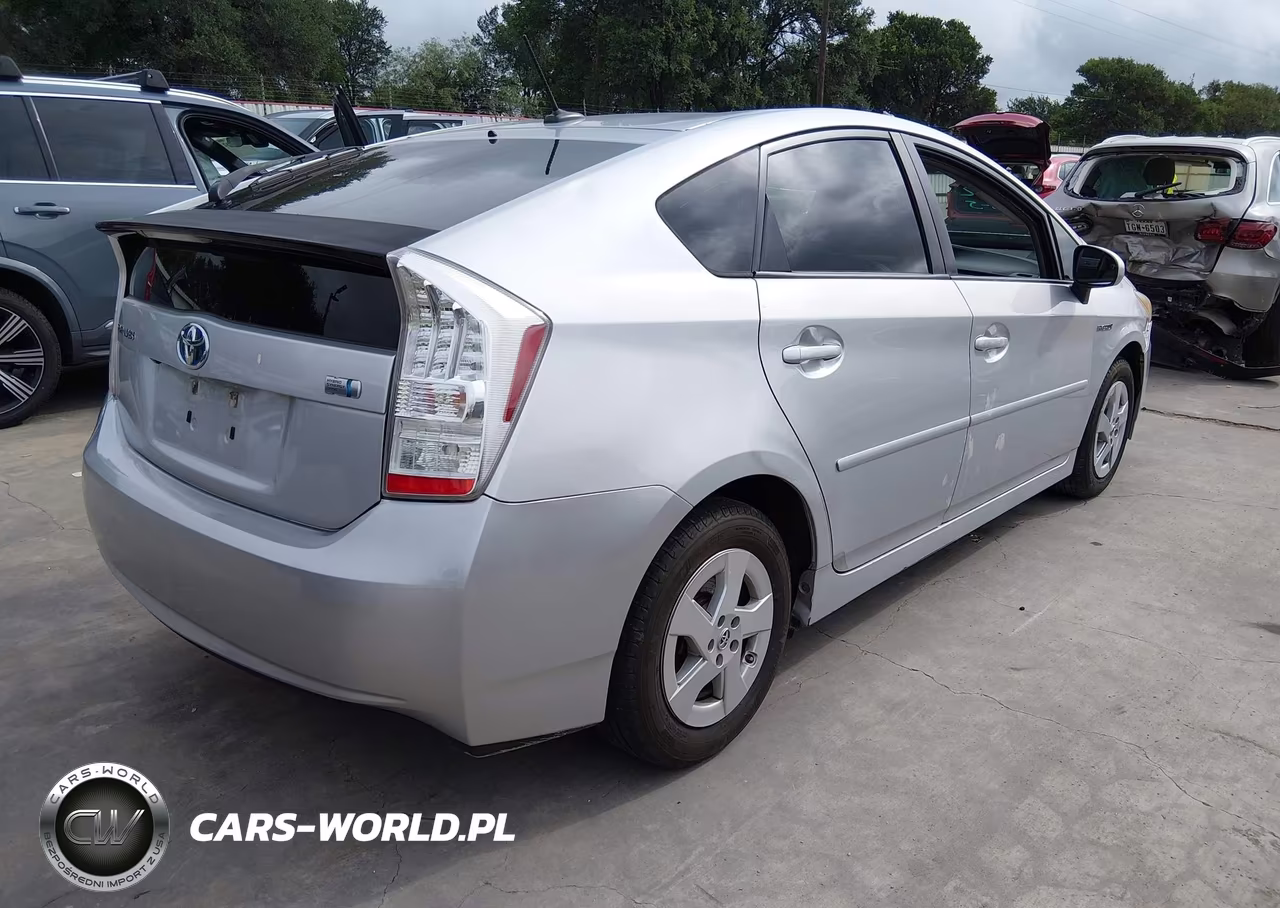 2010 Toyota Prius Iv VIN:JTDKN3DU3A0139890 - 4