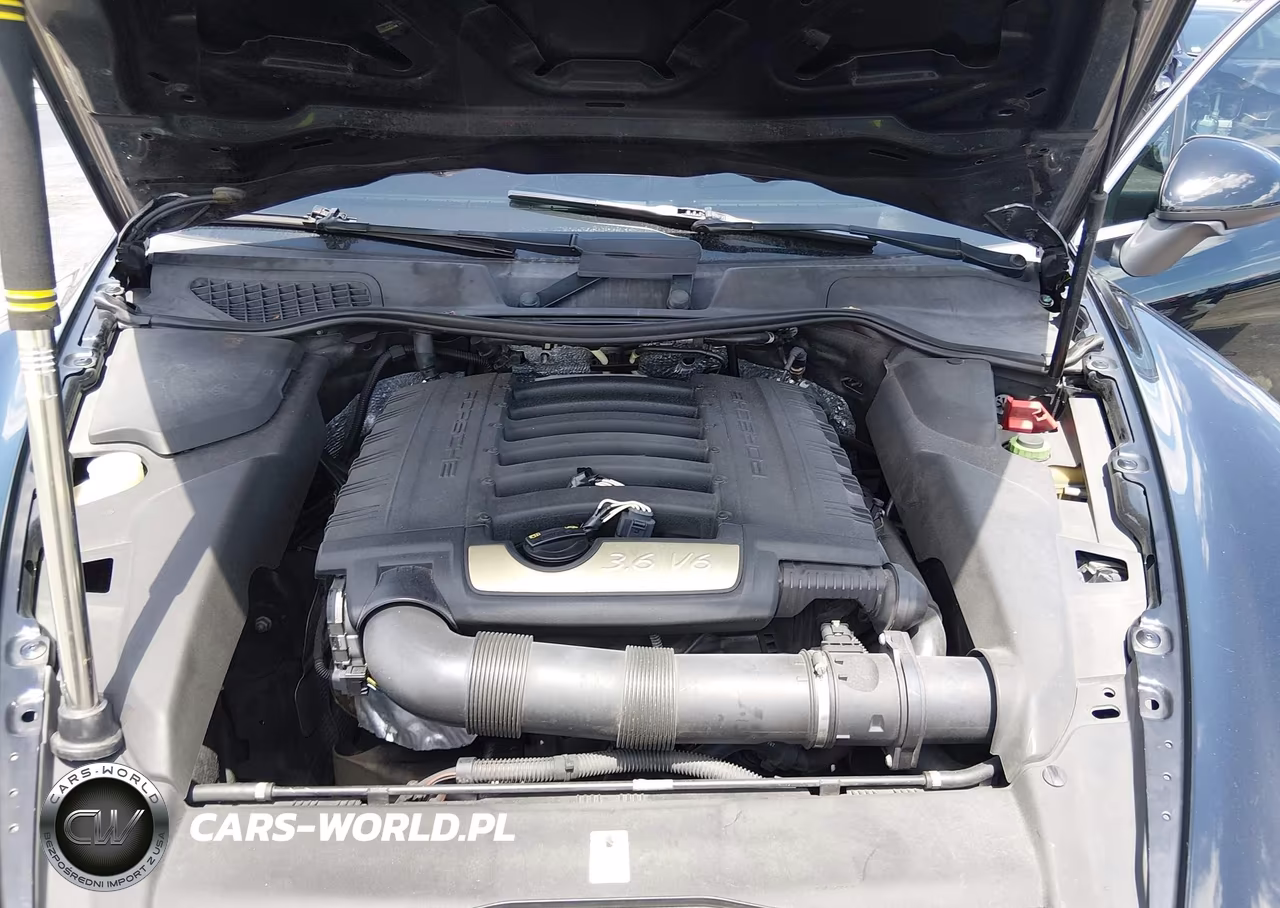 2014 Porsche Cayenne Platinum Edition VIN:WP1AA2A26ELA95083 - 10