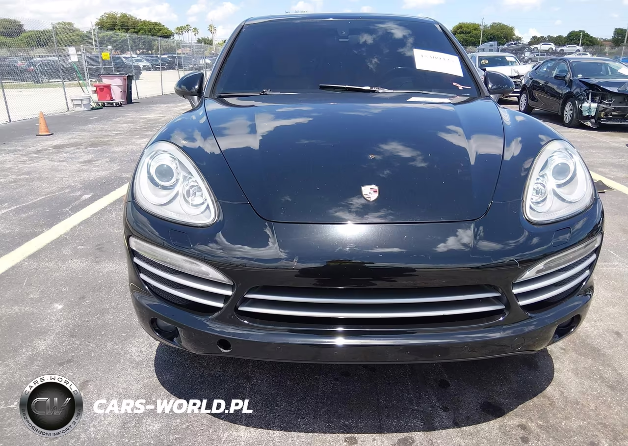 2014 Porsche Cayenne Platinum Edition VIN:WP1AA2A26ELA95083 - 12