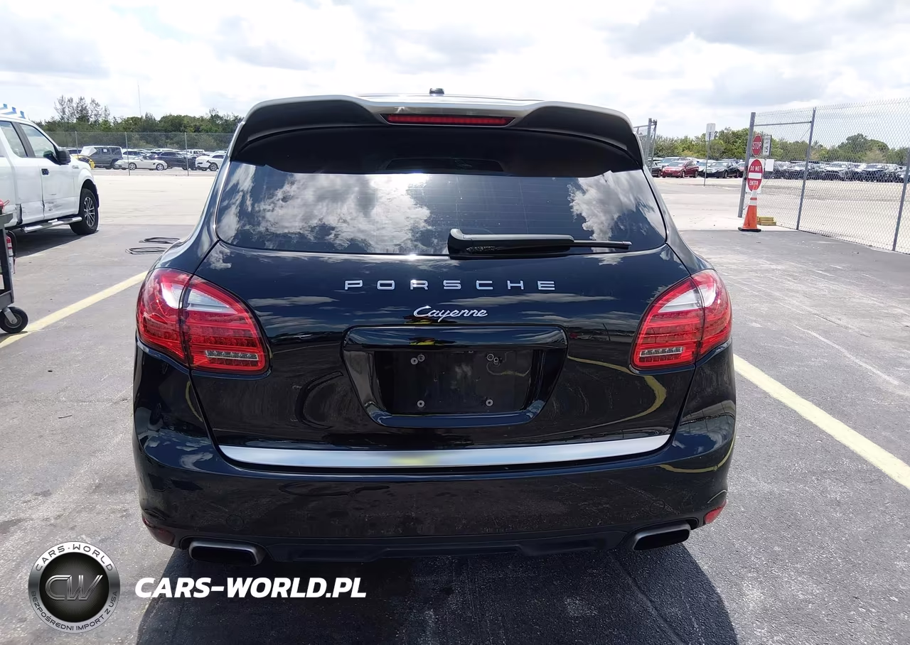 2014 Porsche Cayenne Platinum Edition VIN:WP1AA2A26ELA95083 - 16