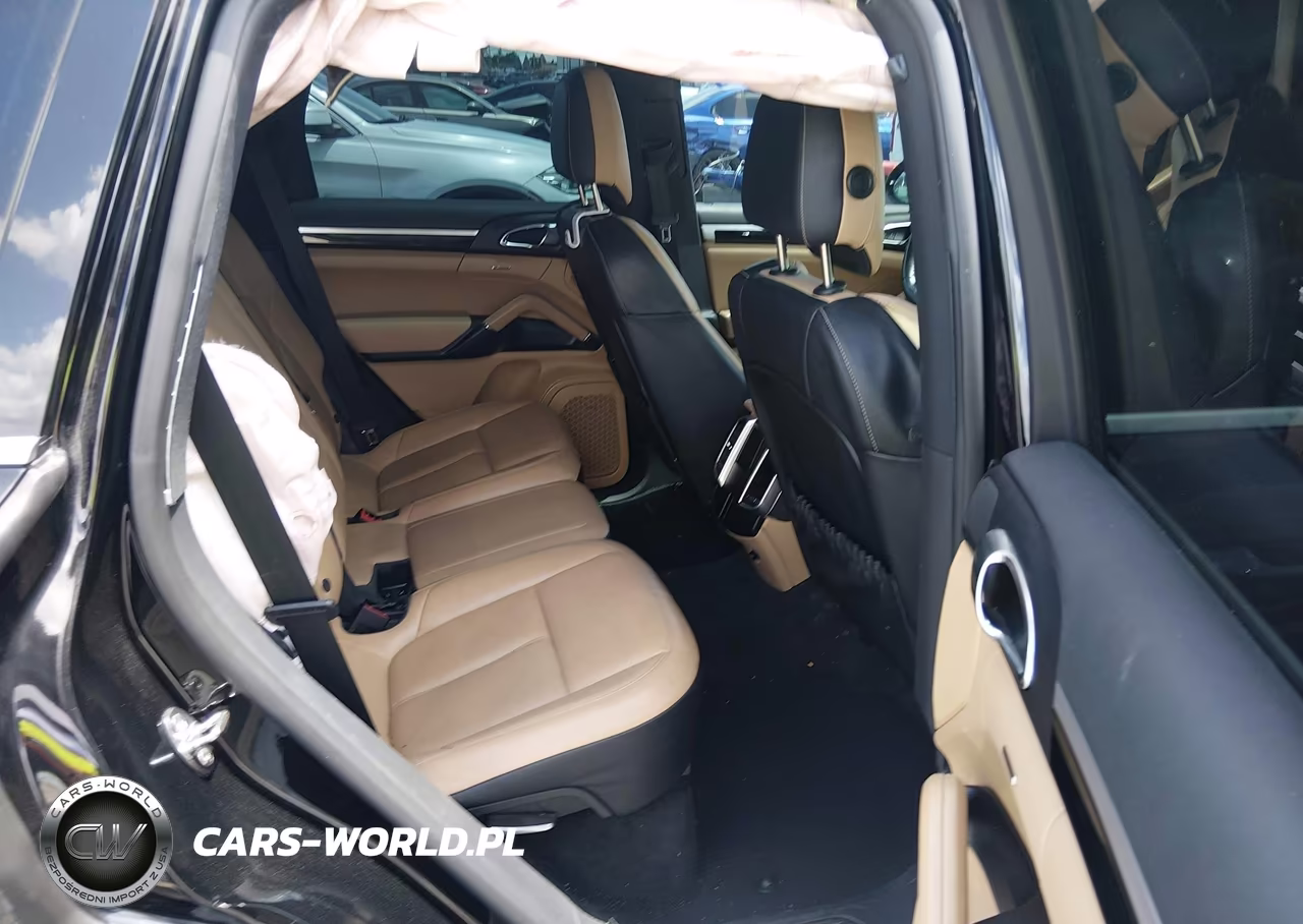 2014 Porsche Cayenne Platinum Edition VIN:WP1AA2A26ELA95083 - 8
