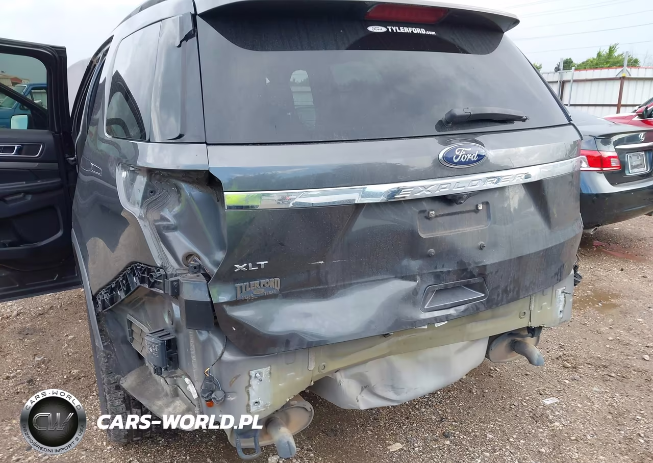 2019 Ford Explorer Xlt VIN:1FM5K7D85KGA59981 - 6