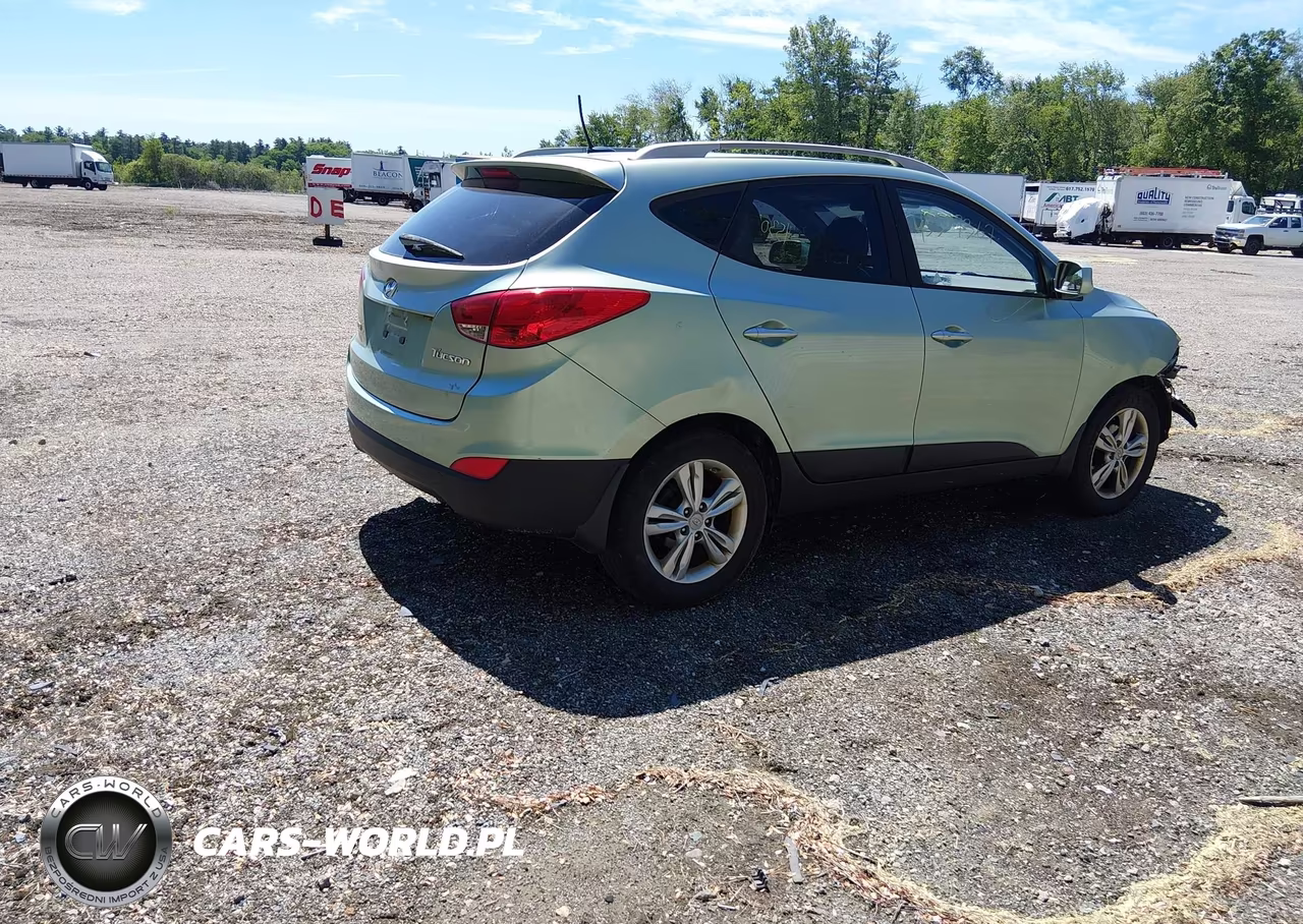 2011 Hyundai Tucson Gls VIN:KM8JU3AC7BU194553 - 4