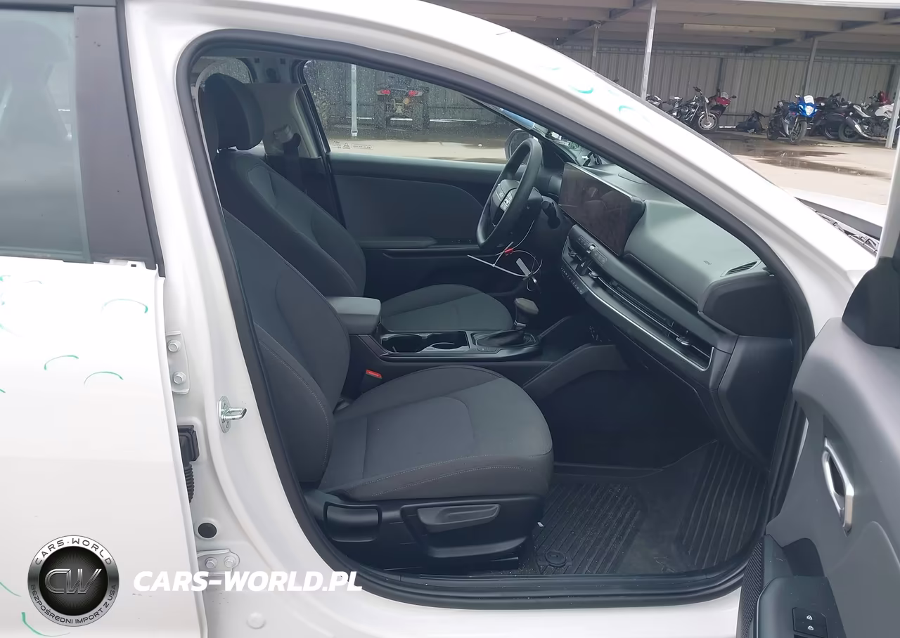 2025 Kia K4 Lxs VIN:3KPFT4DEXSE019664 - 5