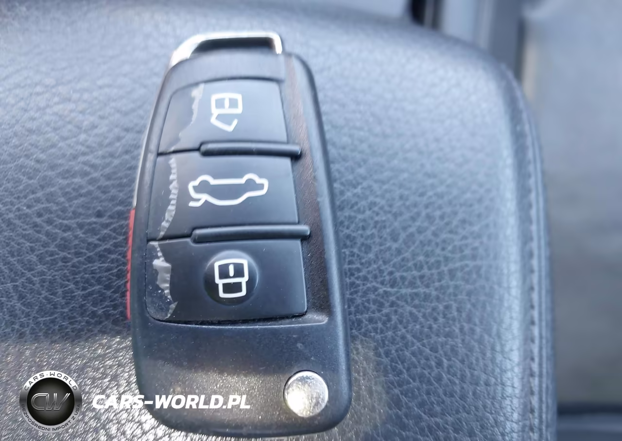 2017 Audi A3 Premium Plus VIN:WAUJ8GFFXH1015268 - 11