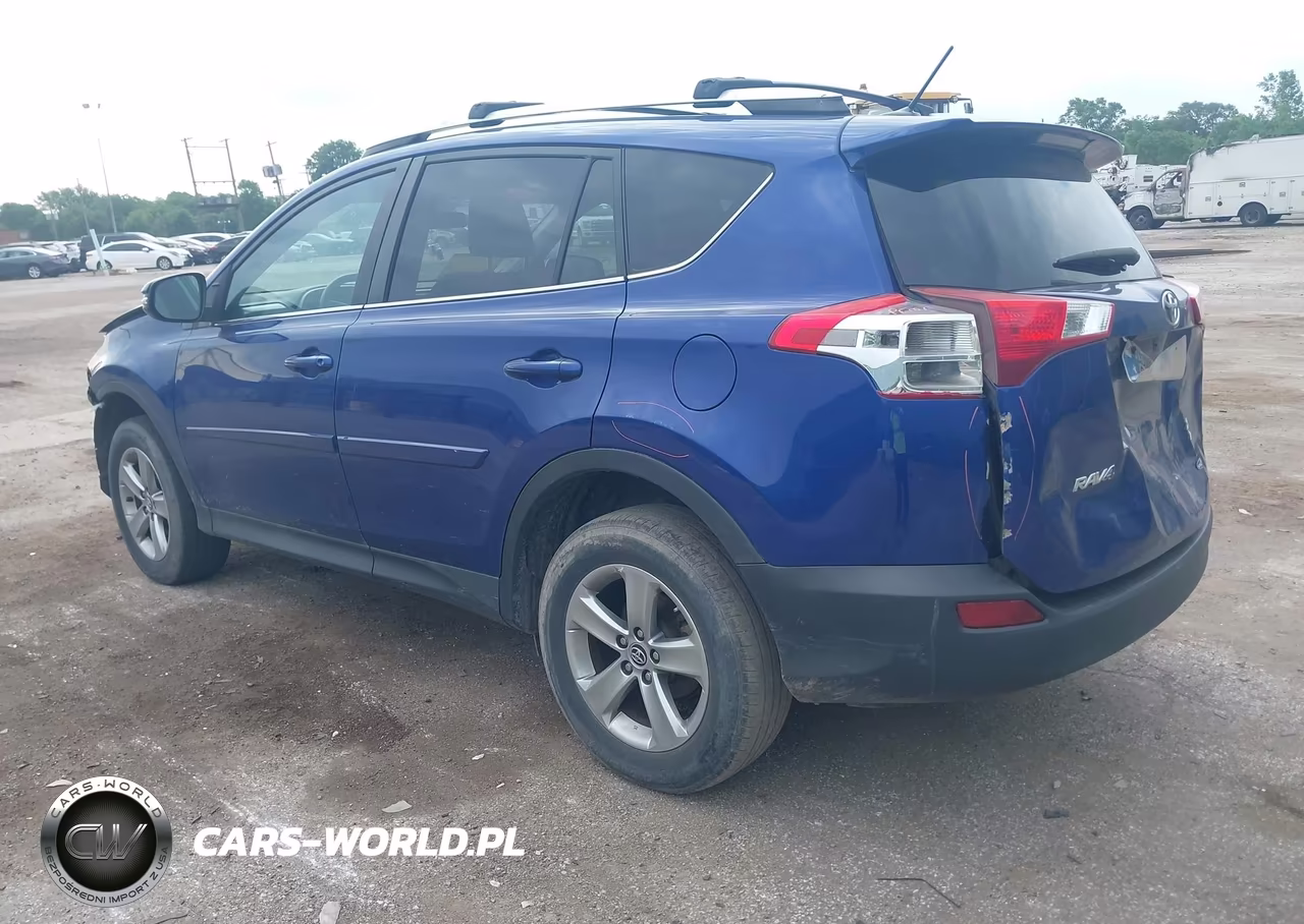 2015 Toyota Rav4 Xle VIN:2T3RFREV0FW339523 - 3