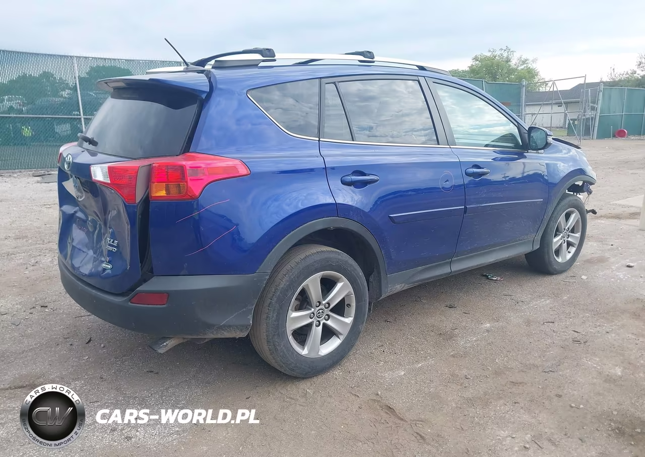 2015 Toyota Rav4 Xle VIN:2T3RFREV0FW339523 - 4