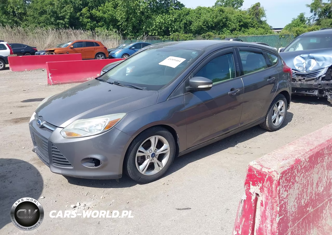 2014 Ford Focus Se VIN:1FADP3K23EL377785 - 2