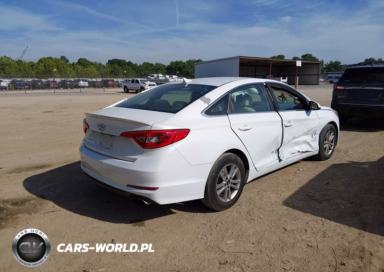 2016 Hyundai Sonata Se VIN:5NPE24AF8GH271928 - 4