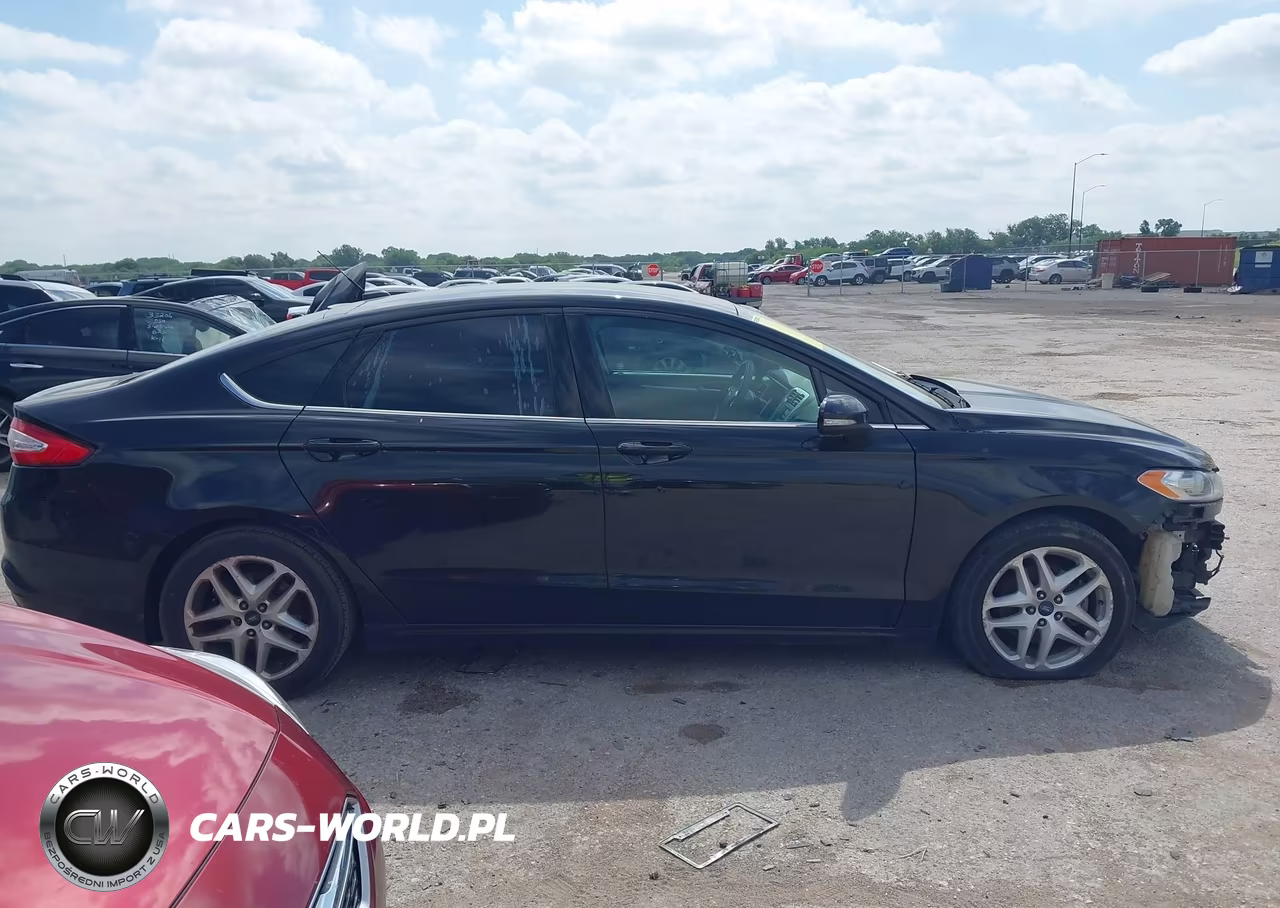 2015 Ford Fusion Se VIN:3FA6P0H7XFR229288 - 13