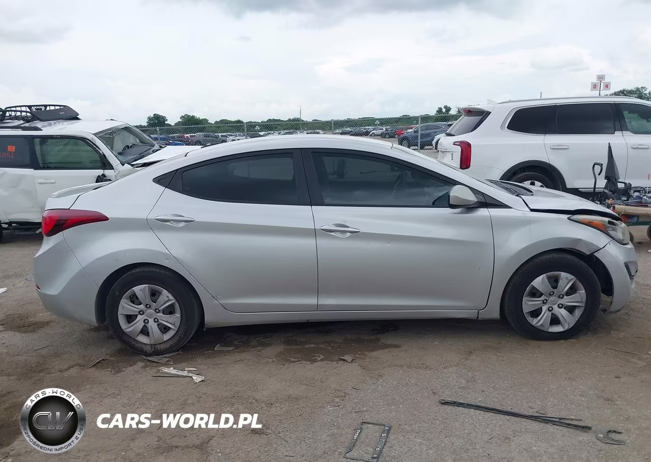 2016 Hyundai Elantra Se VIN:5NPDH4AE2GH705102 - 13