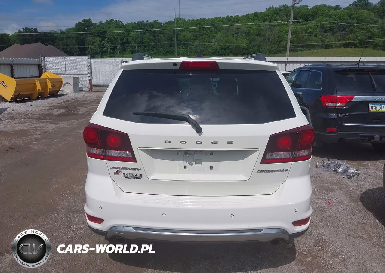 2018 Dodge Journey Crossroad Awd VIN:3C4PDDGGXJT278440 - 17