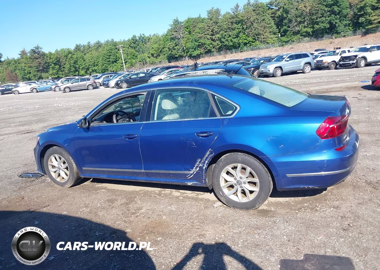 2017 Volkswagen Passat 1.8T S VIN:1VWAT7A38HC014989 - 14