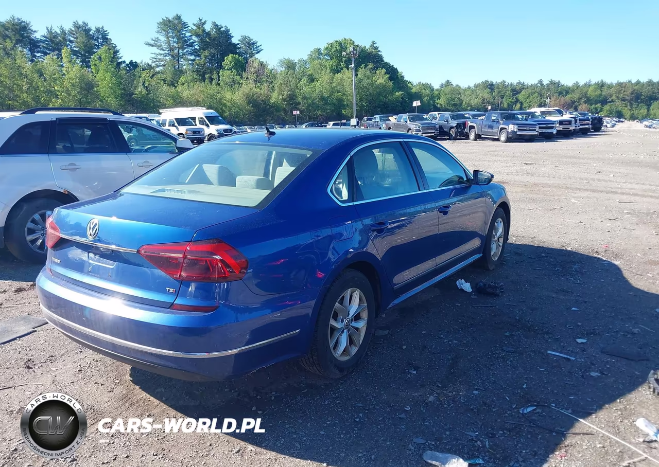 2017 Volkswagen Passat 1.8T S VIN:1VWAT7A38HC014989 - 4