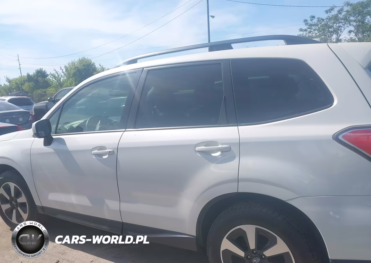 2018 Subaru Forester 2.5I Premium VIN:JF2SJAEC3JH534693 - 14